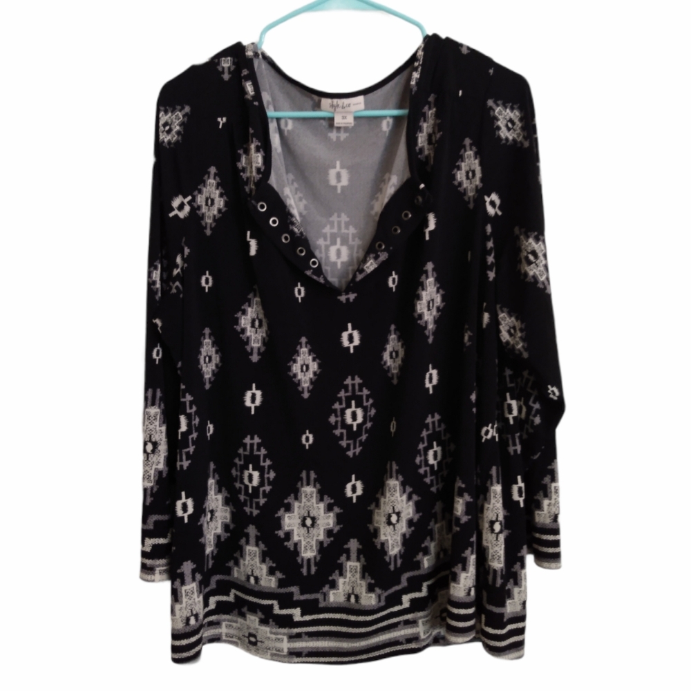 Style & Co. black and white blouse 3X.